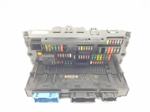 Used Fuse box BMW 5 Gran Turismo (F07) 530 d (245 hp) 16061309