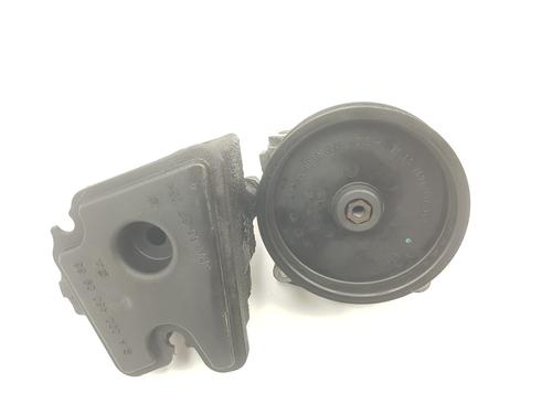 Used Steering pump MERCEDES-BENZ CLS (C219) CLS 350 (219.356) (272 hp) 17239278