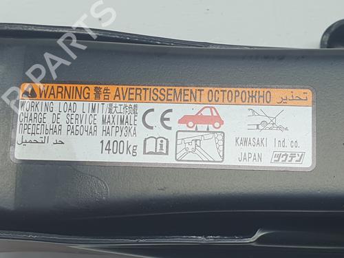 Jack Kit LEXUS RC (_C1_) 300h (AVC10_, AVC10R) | BP29716748C119 