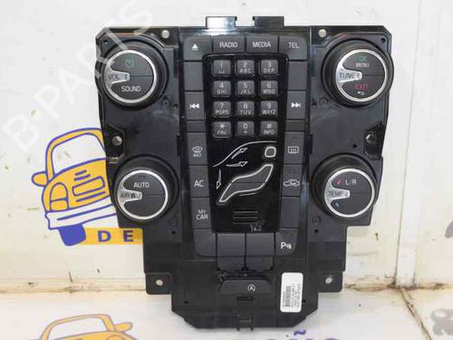 Used Climate control VOLVO V40 Hatchback (525) D3 (150 hp) 782102