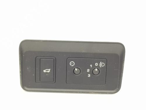 Używane Przełącznik LAND ROVER RANGE ROVER EVOQUE (L551) 2.0 D150 (150 hp) 30852318
