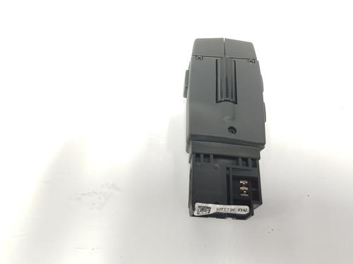 Steering wheel controls RENAULT CLIO IV (BH_) 1.5 dCi 75 | BP9097559E15 