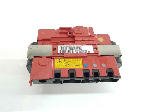 Used Fuse box BMW 1 (E87) 118 d (122 hp) 5618470