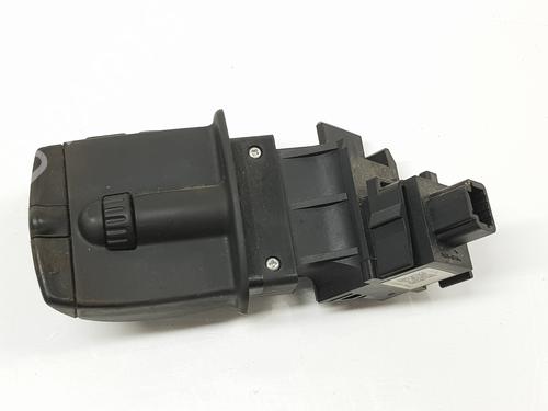 Switch RENAULT LAGUNA III (BT0/1) 2.0 dCi (BT07, BT0J, BT14, BT1A, BT1S) | BP20188646I30 