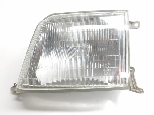 Used Left headlight TOYOTA LAND CRUISER 90 (_J9_) 3.0 TD (KZJ90_, KZJ95_, KZJ90R, KZJ95R, KZJ90W, KZJ95W) (125 hp) 31069559