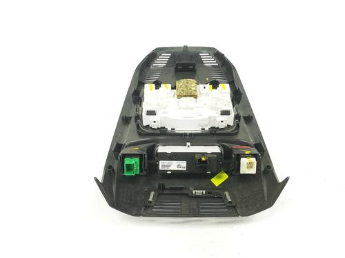 Interior roof light PEUGEOT 3008 II SUV (MC_, MR_, MJ_, M4_) 1.6 BlueHDi 120 | BP15073085I8 