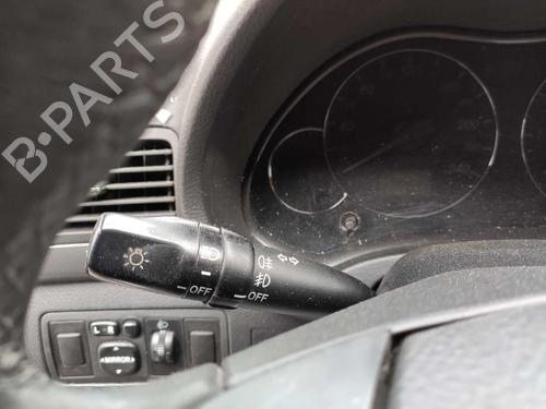 Fuse box TOYOTA AVENSIS Saloon (_T25_) 2.0 VVT-i (AZT250_, AZT250R) | BP6335946E1 