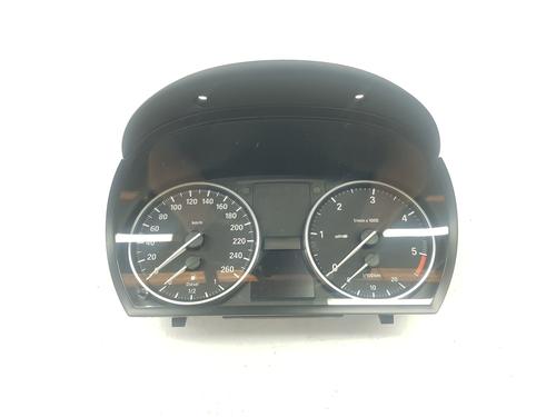 Used Instrument cluster BMW 3 (E90) 316 d (116 hp) 8898213