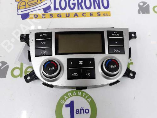Used Climate control HYUNDAI SANTA FÉ II (CM) 2.2 CRDi GLS (150 hp) 2581465