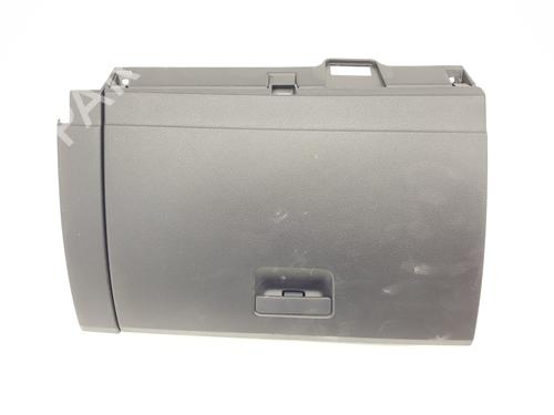 Used Glove box SEAT IBIZA V (KJ1, KJG) 1.6 (110 hp) 13523955