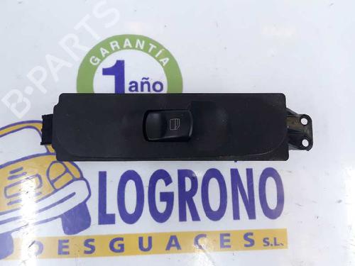 Used Right front window switch MERCEDES-BENZ SPRINTER 3,5-t Van (B906) 313 CDI (906.631, 906.633, 906.635, 906.637) (129 hp) 1576432