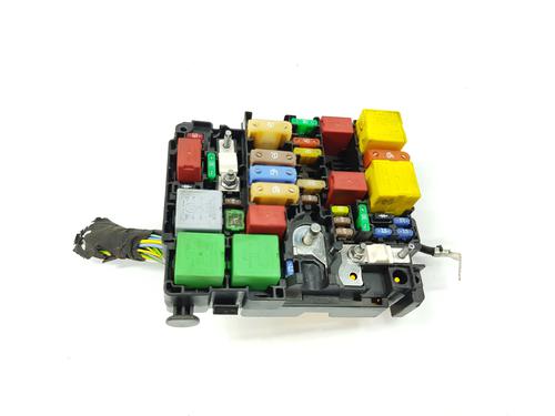 Used Fuse box PEUGEOT 208 I (CA_, CC_) 1.6 HDi / BlueHDi 75 (75 hp) 20191813