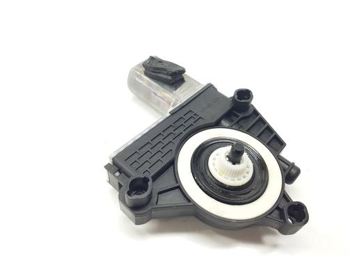 Left rear window motor BMW 1 (F40) 118 i | BP21595421E23 