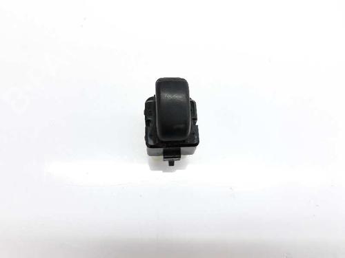 Used Right rear window switch MITSUBISHI PAJERO III (V7_W, V6_W) 3.2 Di-D (V68W, V78W) (165 hp) 6597483
