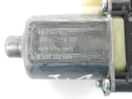 Left front window motor SKODA KAROQ (NU7, ND7) 2.0 TDI 4x4 | BP10419215E21 