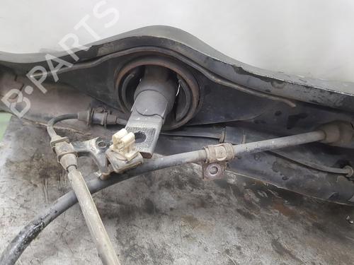 Right rear steering knuckle HONDA CR-V I (RD) 2.0 16V 4WD (RD1, RD3) | BP17707146M28 