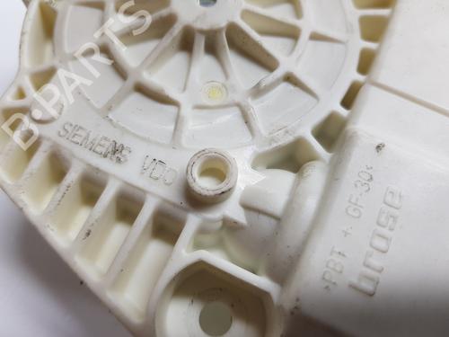 Left rear window motor LAND ROVER RANGE ROVER SPORT I (L320) 2.7 D 4x4 | BP23040788E23