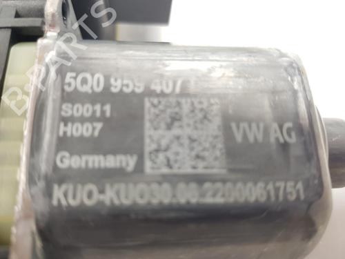 Left rear window motor SEAT ARONA (KJ7, KJP) 1.0 TSI | BP15516559E23 