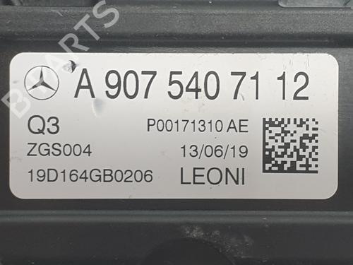 Fuse box MERCEDES-BENZ SPRINTER 5-t Van (B907)  | BP29436327E1 