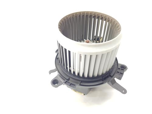 Used Heater blower motor Heater blower motor PEUGEOT EXPERT Van (V_) [2016-2026] 33214935 33214935