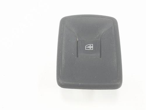 Used Right front window switch Right front window switch RENAULT KANGOO / GRAND KANGOO II (KW0/1_) [2008-2026] 33321152 33321152