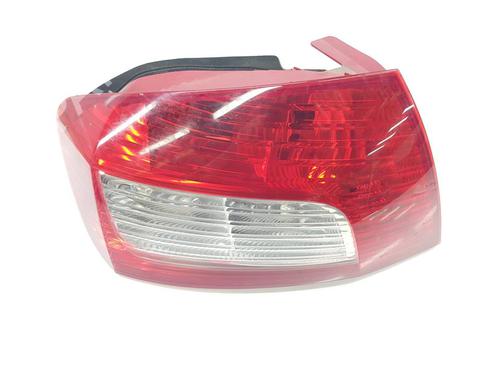 Venstre baglygte Venstre baglygte PEUGEOT 407 (6D_) 1.6 HDi 110 (6D9HZC, 6D9HYC) (109 hp) 39696997 39696997