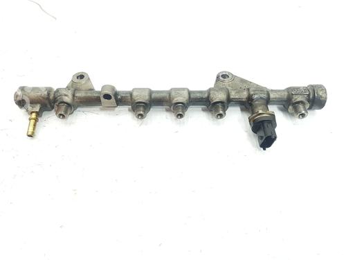 Used Injection rail SUZUKI GRAND VITARA II (JT, TE, TD) 1.9 DDiS (JB419WD, JB419XD) (129 hp) 15012889