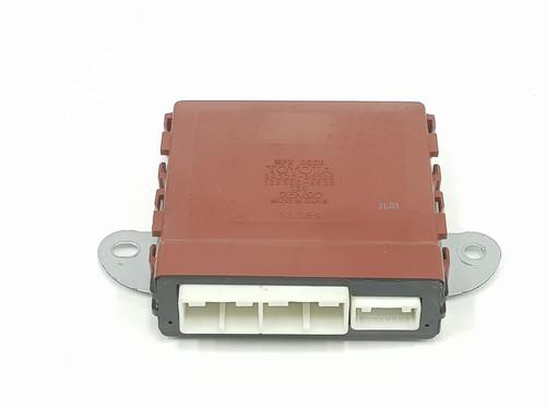 Used Electronic module LEXUS GS (_S19_) 460 (URS190_, URS190R) (347 hp) 17833154