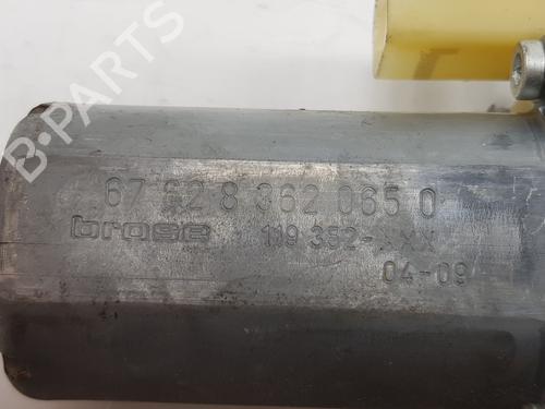 Right rear window motor BMW 3 (E46) 320 i | BP12141734E22 