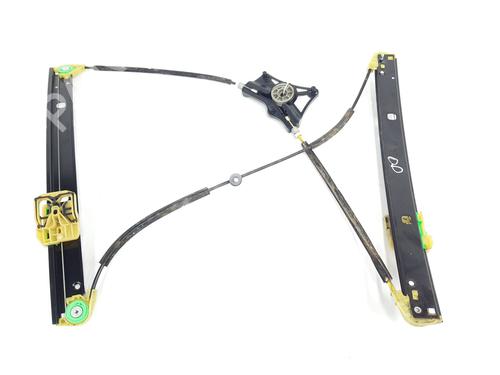 BP30468862C23 main image