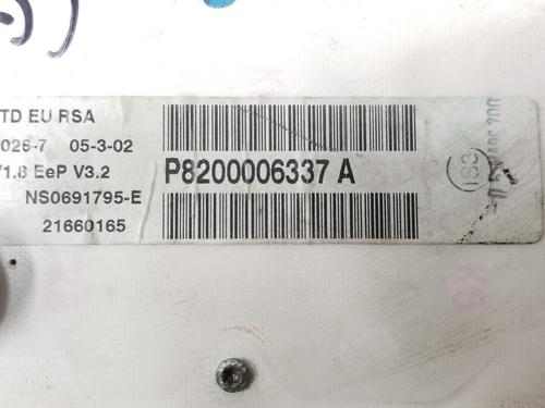 Instrument cluster RENAULT TRAFIC II Van (FL)  | BP9579323C47