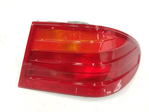 Used Right taillight MERCEDES-BENZ E-CLASS (W210) E 290 Turbo-D (210.017) (129 hp) 12599481