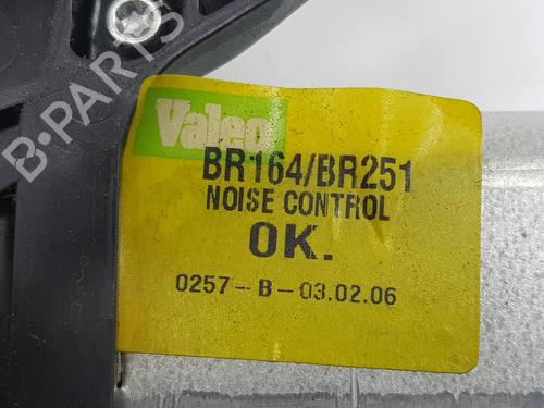 Rear wiper motor MERCEDES-BENZ M-CLASS (W164) ML 320 CDI 4-matic (164.122) | BP17440715M102 