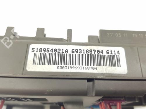 Fuse box BMW X5 (E70) xDrive 50 i | BP16756820E1 