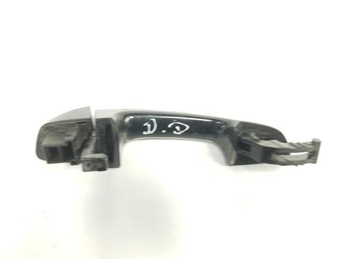 Used Front right exterior door handle Front right exterior door handle PORSCHE CAYENNE (92A) 3.0 Diesel (239 hp) 8640733 8640733