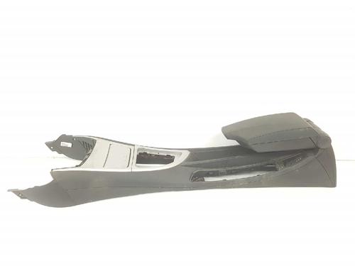 Used Armrest / Center console BMW 1 Coupe (E82) 120 d (177 hp) 7152645