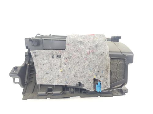 Guantera MERCEDES-BENZ GLA-CLASS (X156) GLA 200 CDI / d (156.908) | BP21073220C95