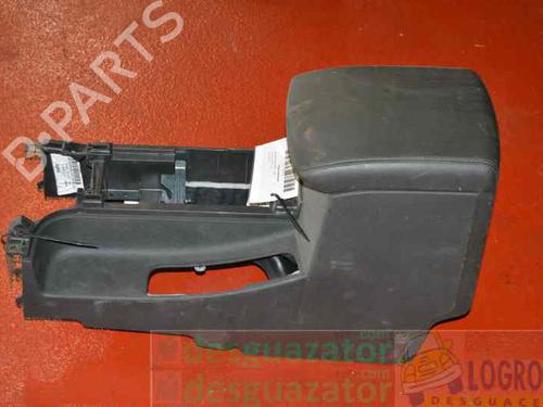 Armrest / Center console NISSAN PATHFINDER III (R51) 2.5 dCi | BP7152733I20 