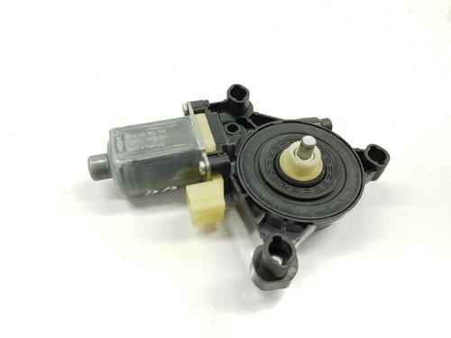 Rudehejsemotor forskærm højre AUDI A4 B9 (8W2, 8WC) 2.0 TDI (190 hp) 16778947