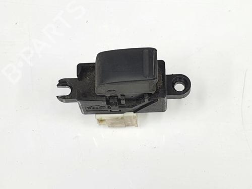 Used Left rear window switch NISSAN PATROL GR V Wagon (Y61) 2.8 TD (129 hp) 9124908