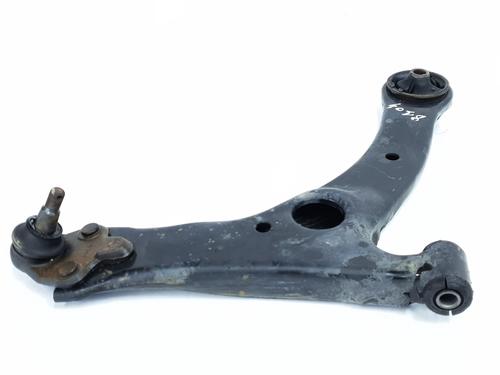 Used Right front suspension arm TOYOTA COROLLA Verso (ZER_, ZZE12_, R1_) 2.2 D-4D (AUR10_, AUR10R) (177 hp) 22967880
