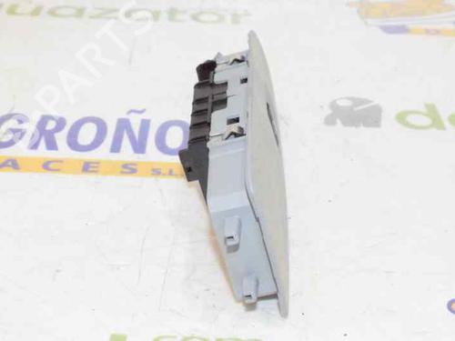 Right front window switch BMW 1 (E81) 118 i | BP1363868I26 