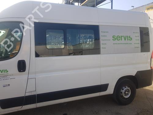 Kabinelys PEUGEOT BOXER Bus 2.2 BlueHDi 140 | BP32679565I8 