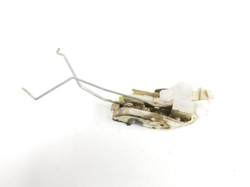 Used Front right lock MITSUBISHI PAJERO III (V7_W, V6_W) 3.2 Di-D (V68W, V78W) (165 hp) 8290777