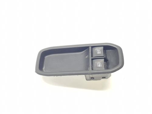 BP32213160I27 main image