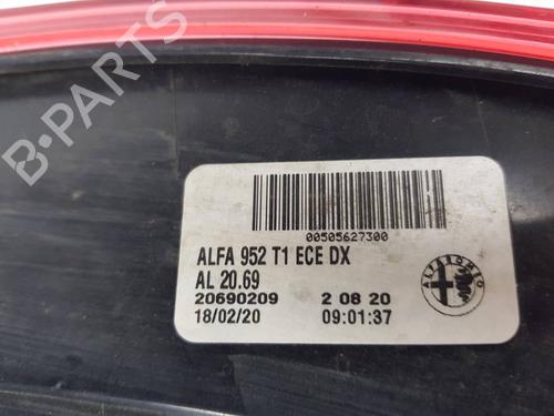 Right taillight ALFA ROMEO GIULIA (952_) 2.2 D (952AFA25, 952AFM25, 952ALA25) | BP40092019C35 - Image 4