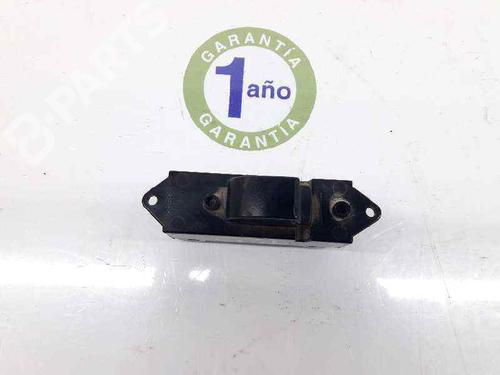 Used Right rear window switch Right rear window switch MITSUBISHI L200 / TRITON (KA_T, KB_T) 2.5 DI-D 4WD (KB4T) (136 hp) 4038964 4038964
