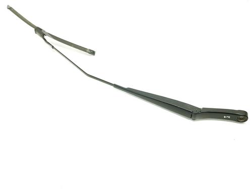 Used Front windshield wiper arm SEAT ATECA (KH7, KHP) 2.0 TDI (150 hp) 17020913