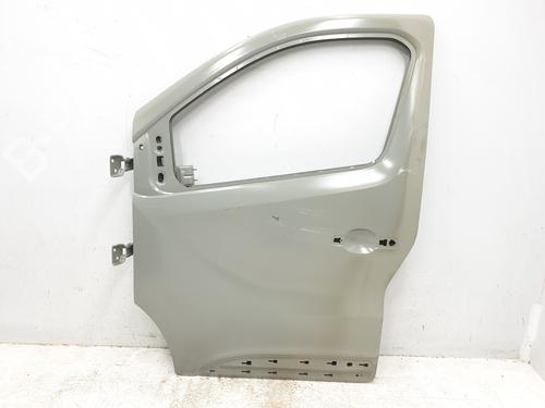 Used Left front door RENAULT TRAFIC III Bus (JG_) [2014-2025]  21055013
