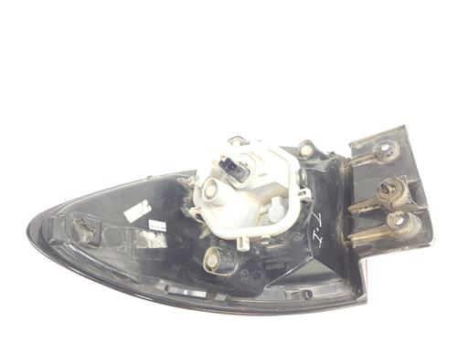 Left taillight RENAULT CAPTUR I (J5_, H5_) 1.5 dCi 90 (J5N4, J5M5, J5MW, J5M6, J5AL, J5AJ) | BP29953681C34 